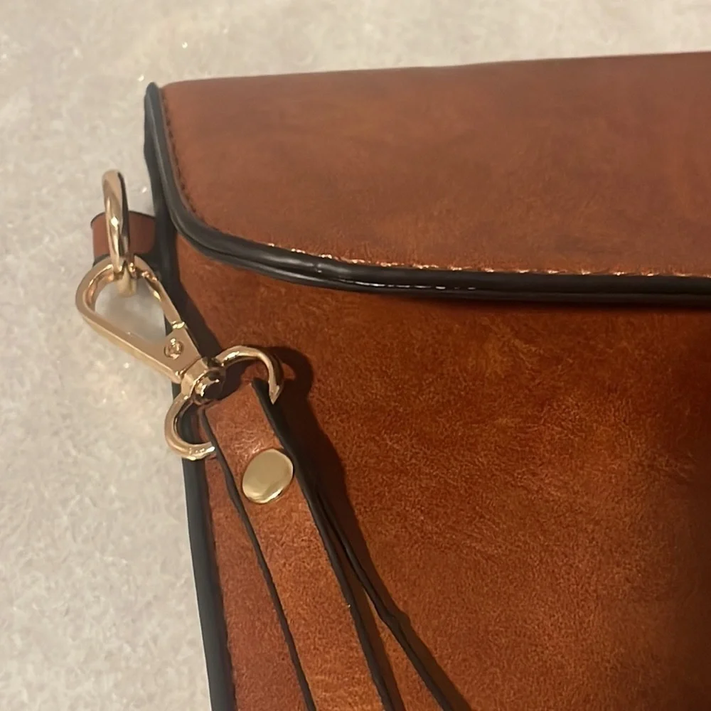 Wristlet bag brown gold hardware snap clutch New